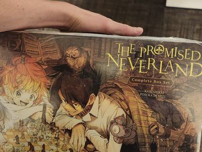 *Unopened* The Promised Neverland Complete Box Set
