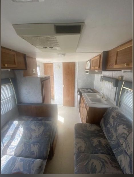 Main image 6