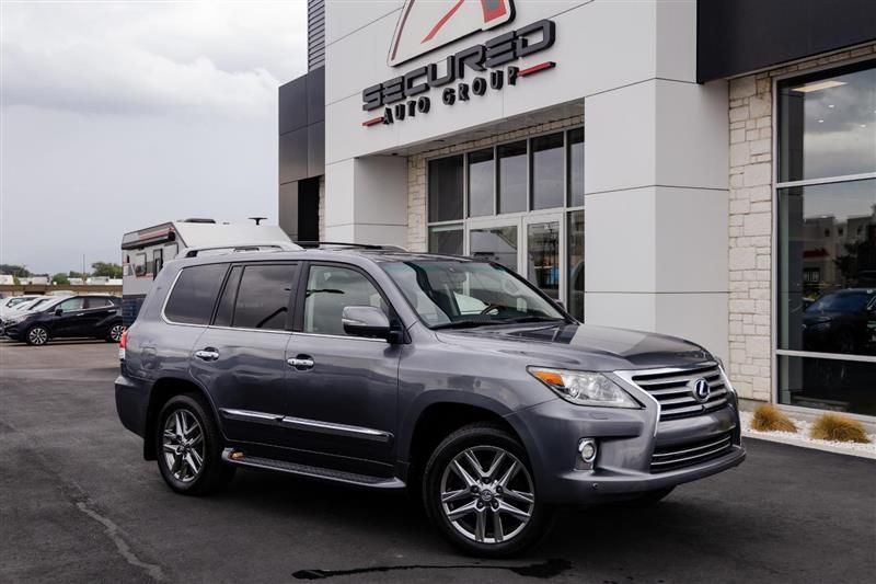 2015 Lexus LX Base