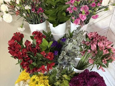 Mollie's Flower Cart Rental