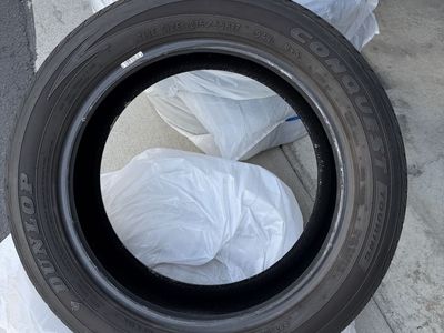 Dunlop Conquest Touring 215/55r17