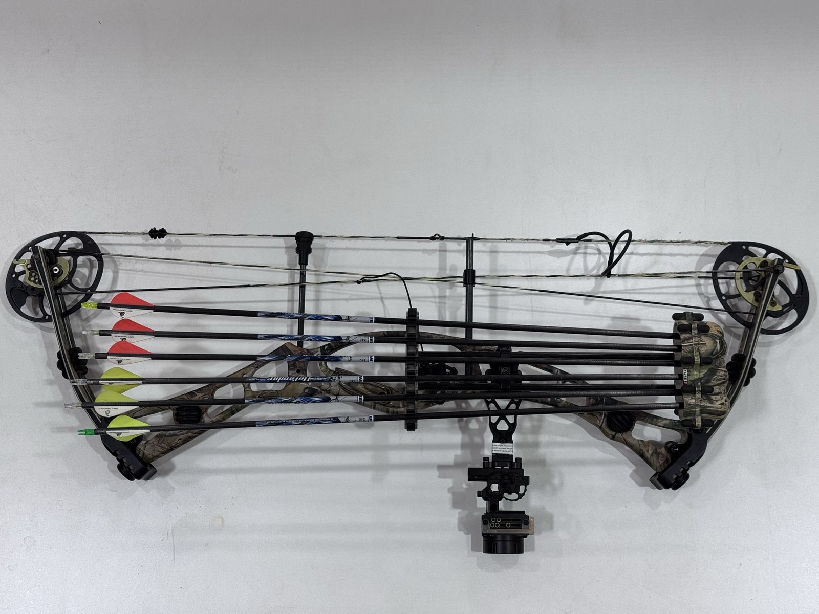 Hoyt Bow