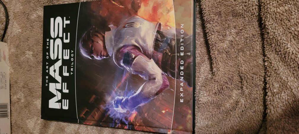 Dark Horse Mass Effect Art Book