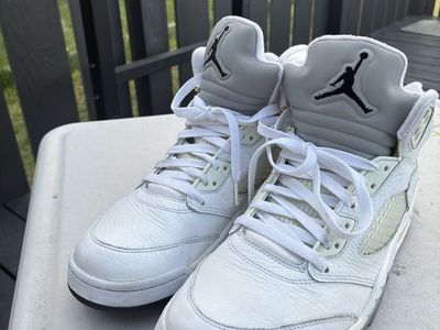 Jordan 5s metallic white