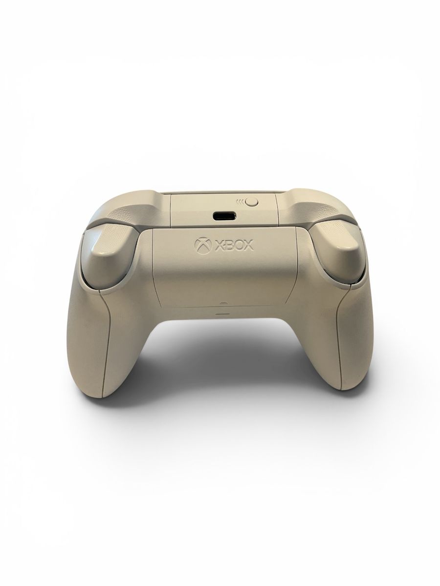 Main image 3