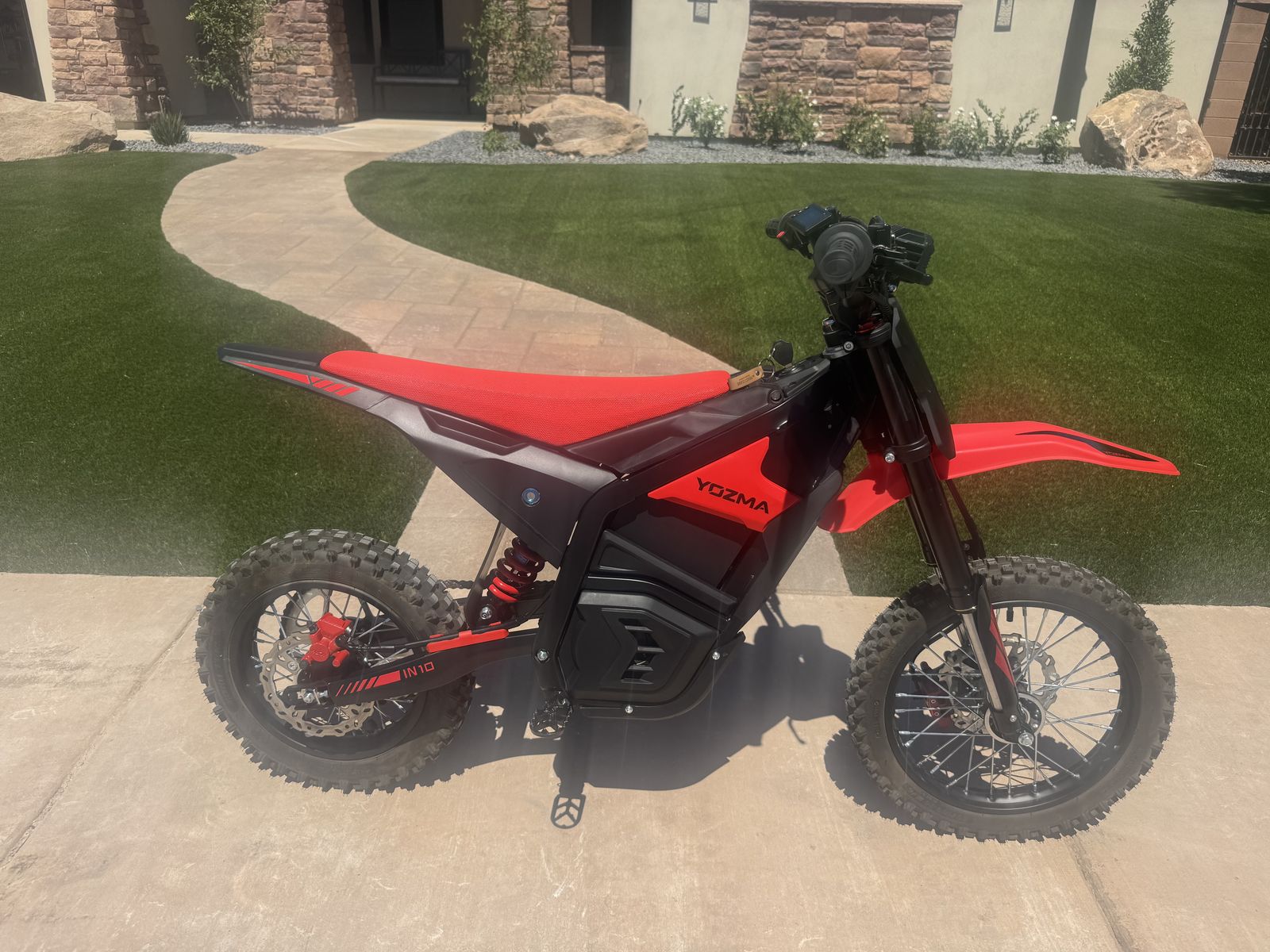 Yozma IN10 Electric dirt bike 2600W 40MPH Electric-Motorcycle