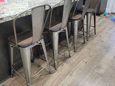 4 Basically Brand New Bar Stools