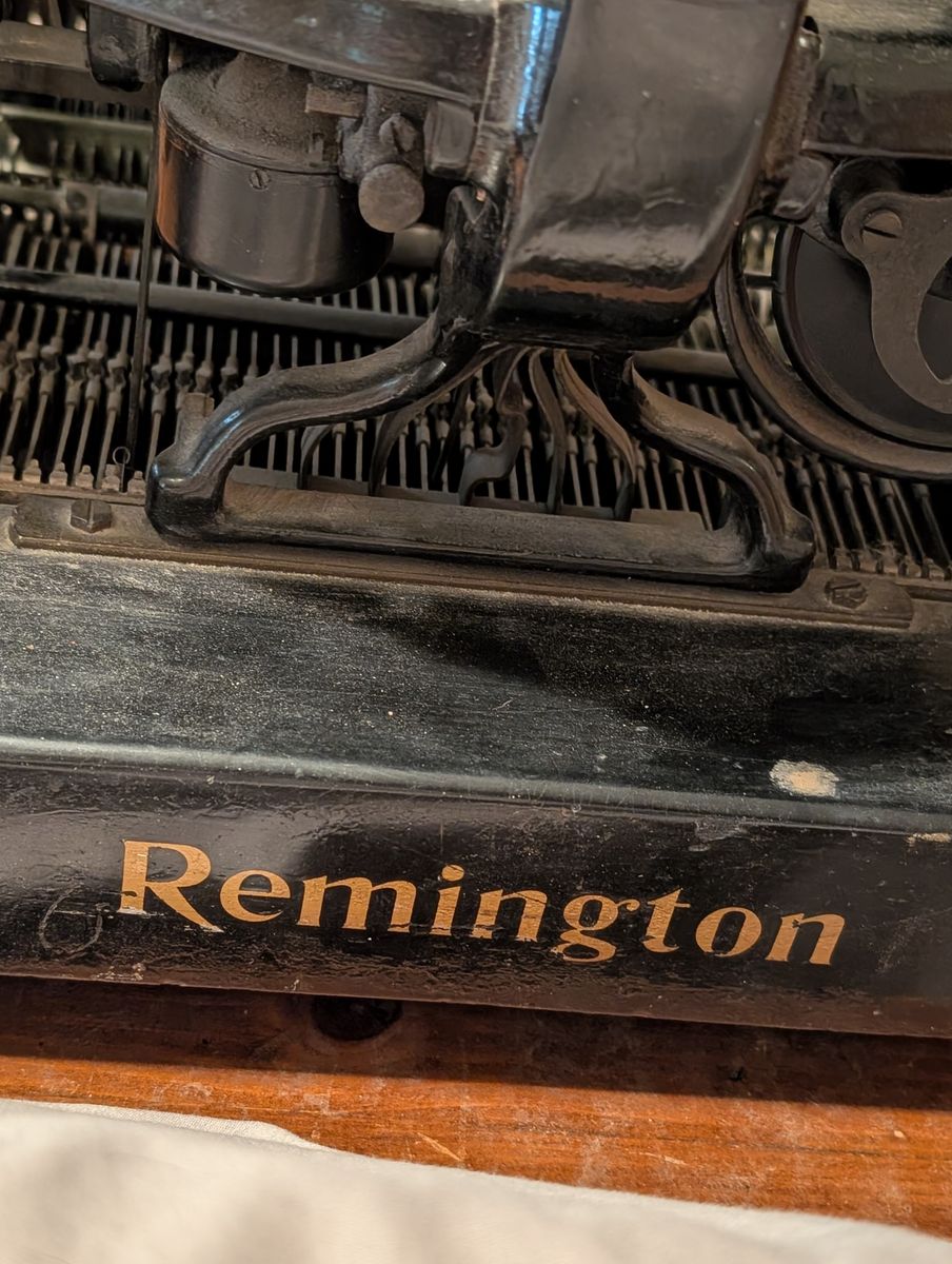 Remington Standard Typewriter No 10.
