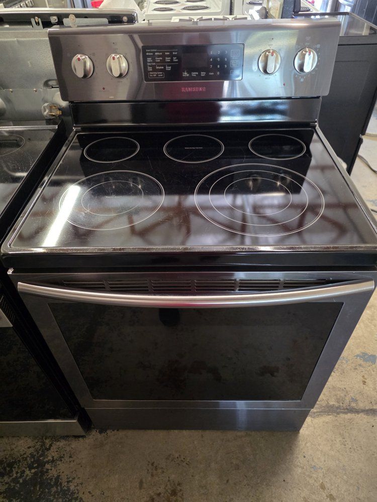 Black stainless electric stove