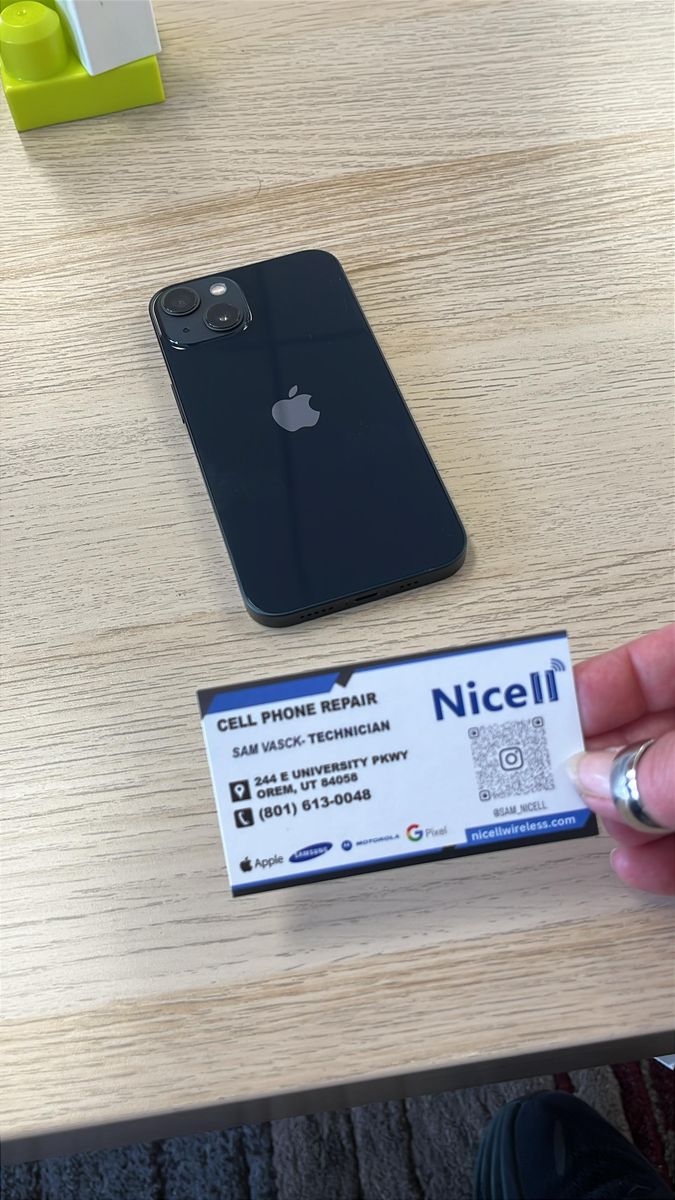 iPhone 13 128GB Unlocked