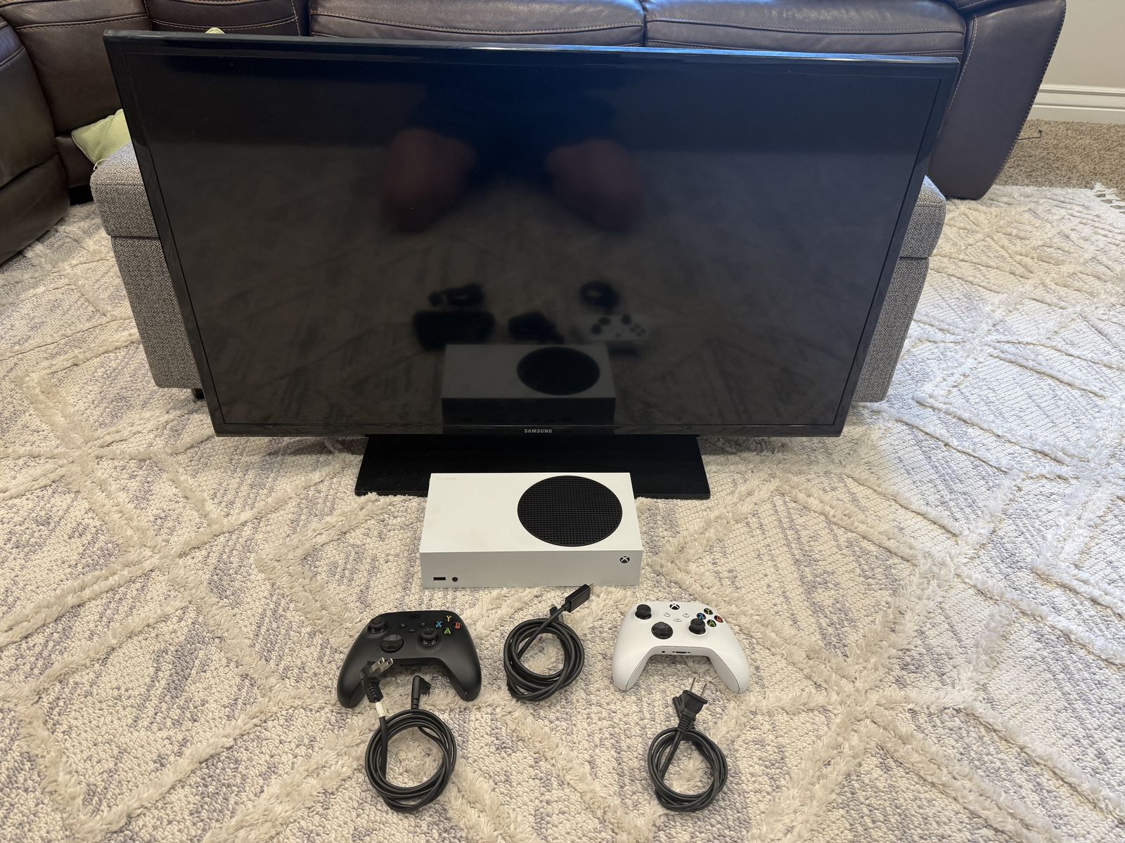 Xbox Series S Bundle With TV