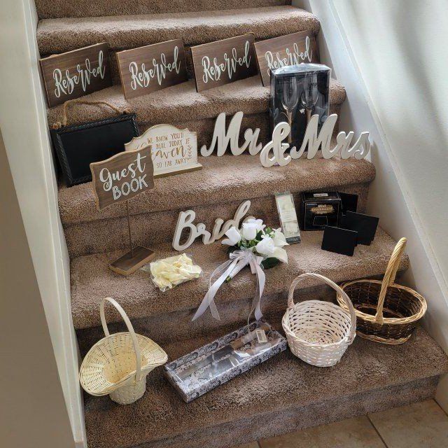 Lots of Wedding Decor