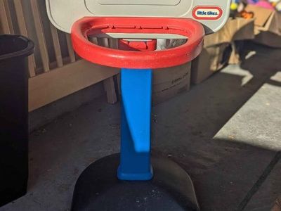 Little Tikes Kids Adjustable Basketball Hoop Stand Toy