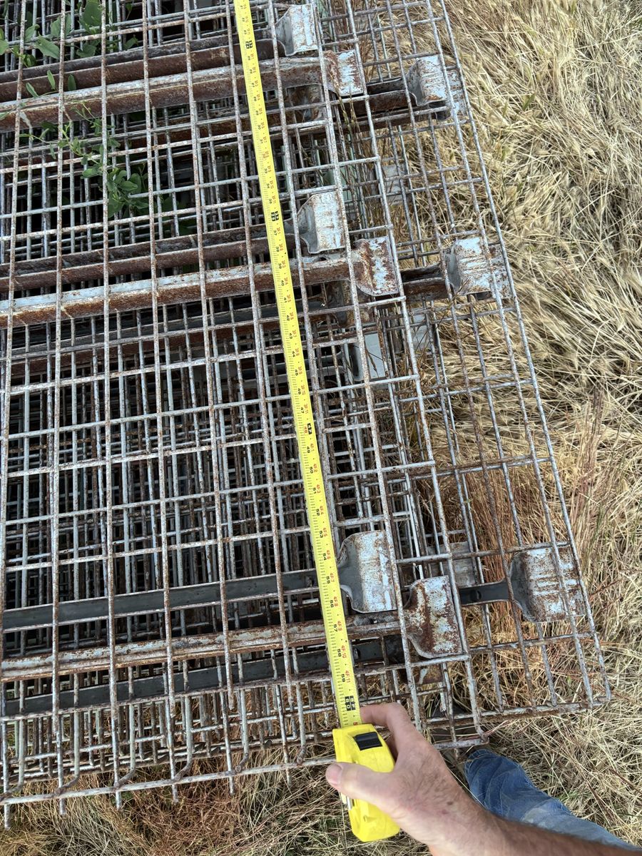 Heavy Duty Metal Shelves for Industrial Pallet Racks