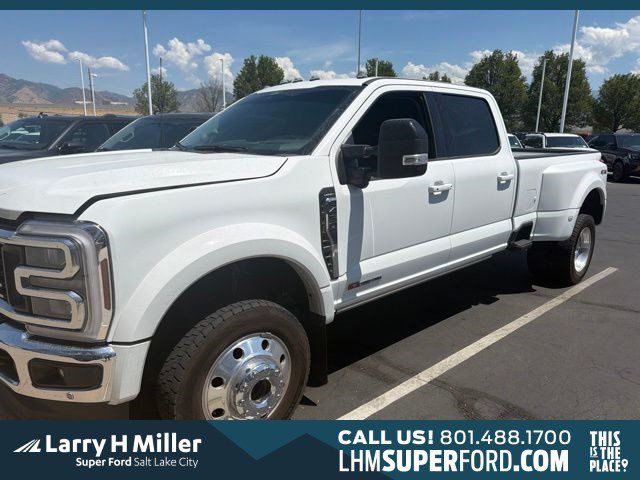 2025 Ford F-450 Lariat