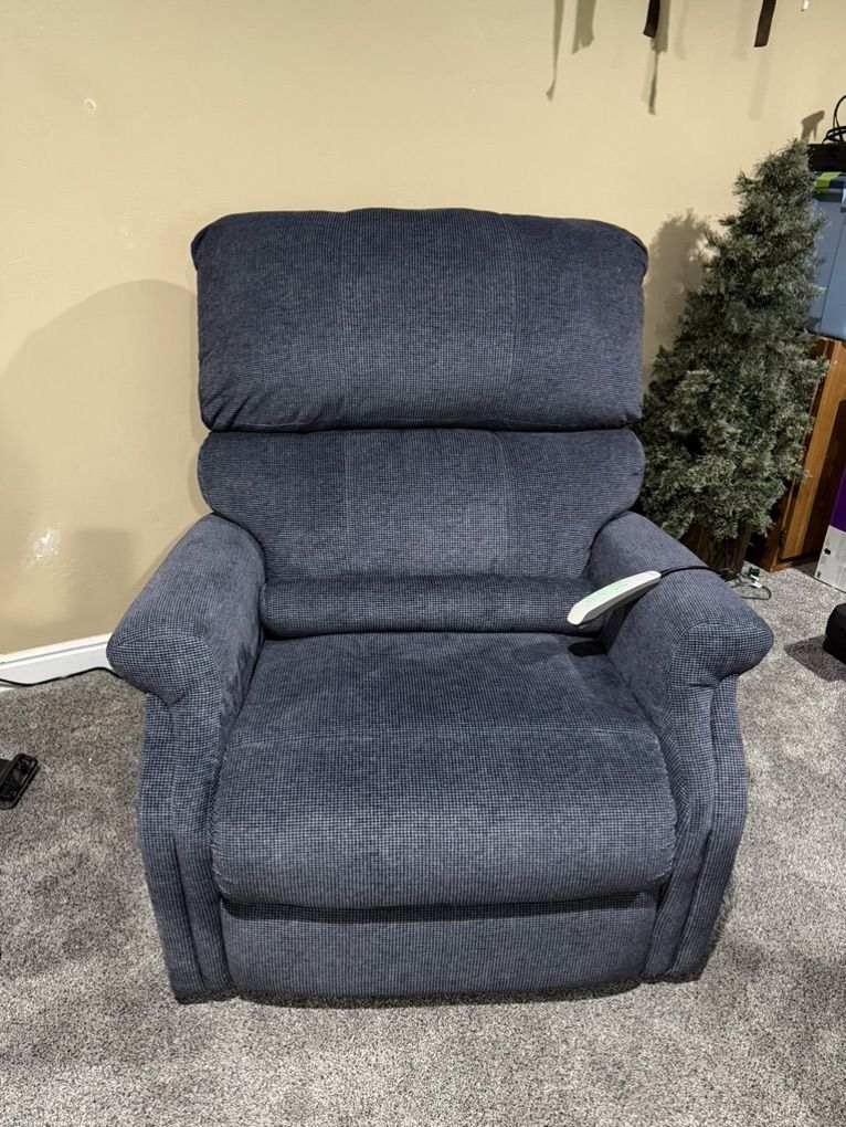 Automatic Lift Chair