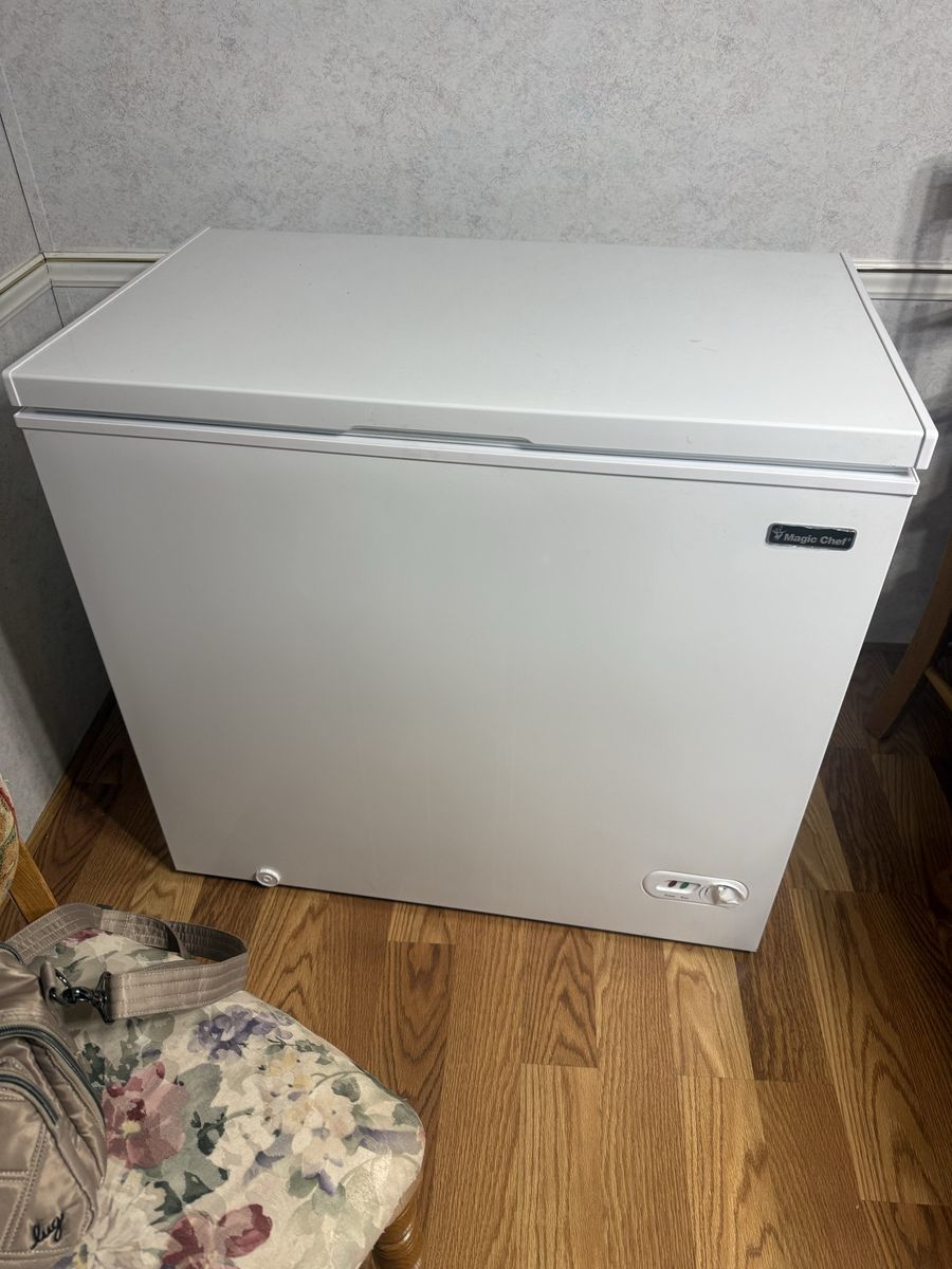 Magic Chef 7.0 cu ft