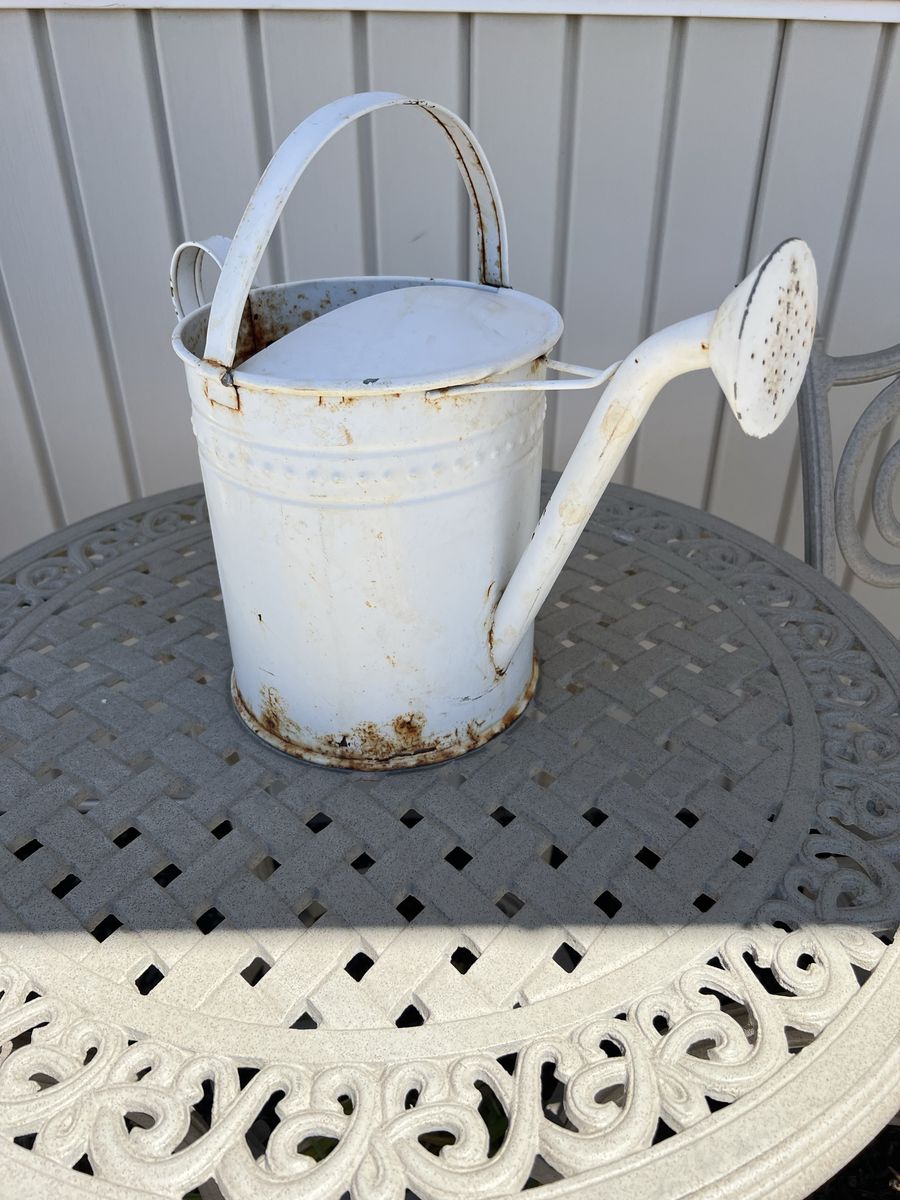 Main image 3