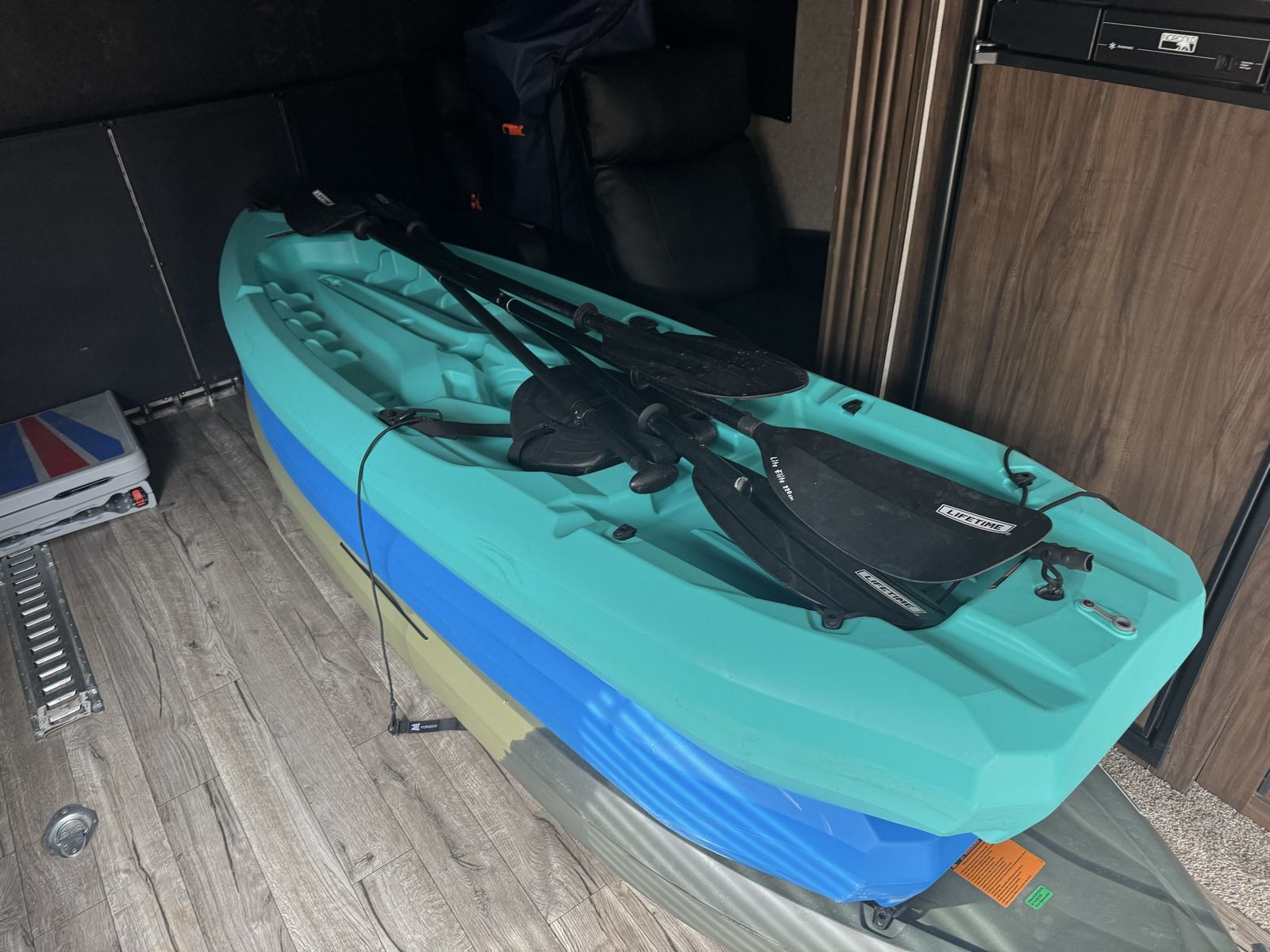 8 foot lifetime kayak