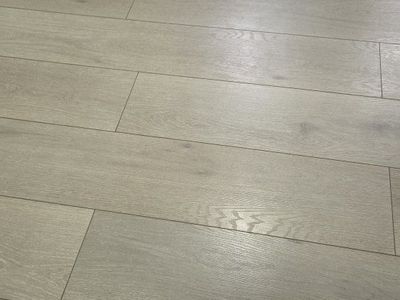 Free Laminate LVP Floor