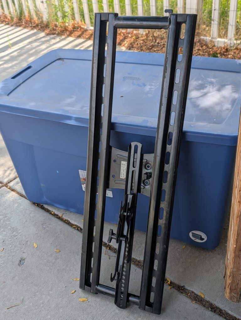 Heavy-Duty Black Metal TV Wall Mount Bracket - 165 lbs Max Capacity