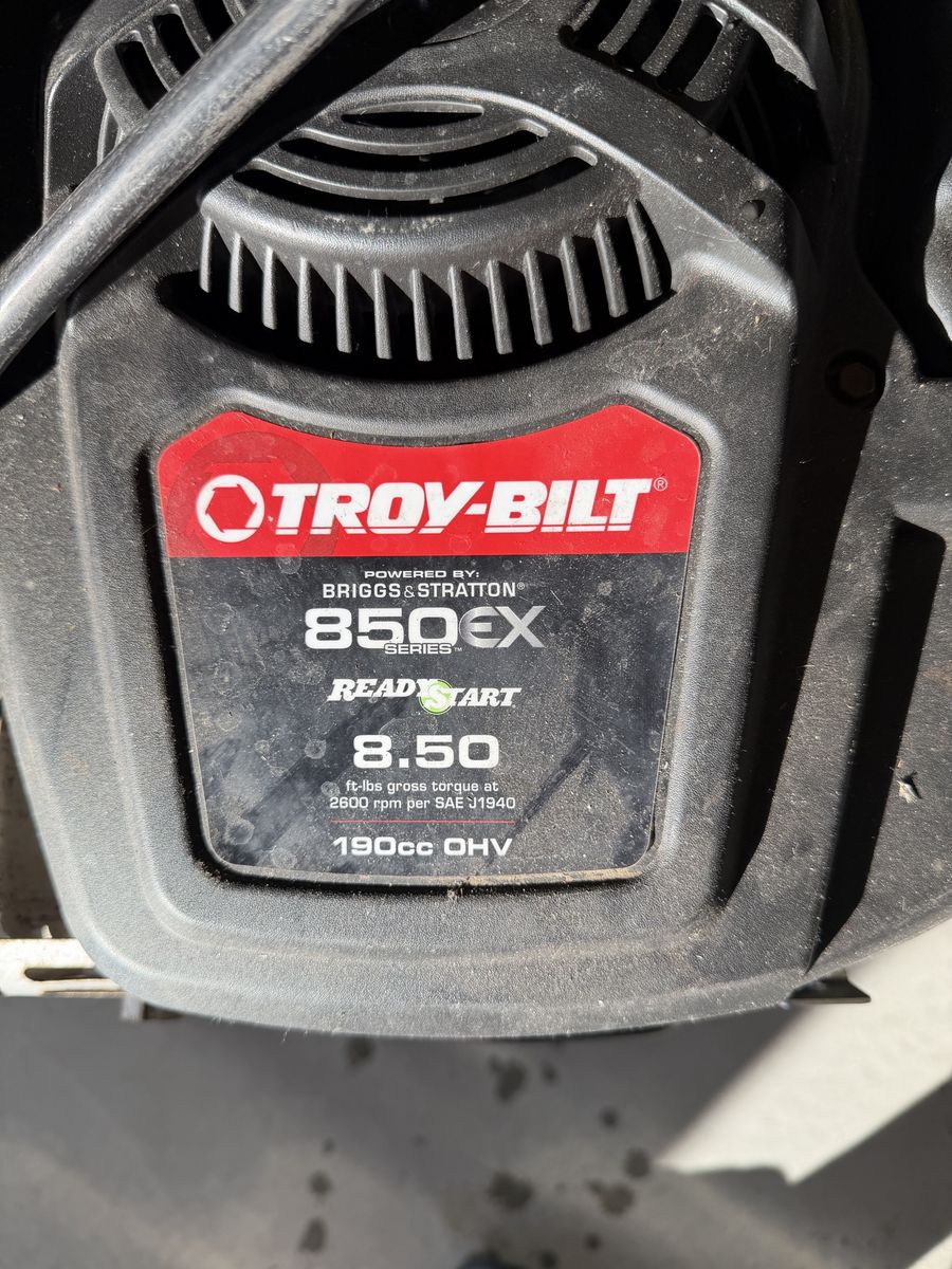 Troy-Bilt 850EX Series 2600 PSI 8.50 ft-lbs Power Washer with Briggs & Stratton Engine