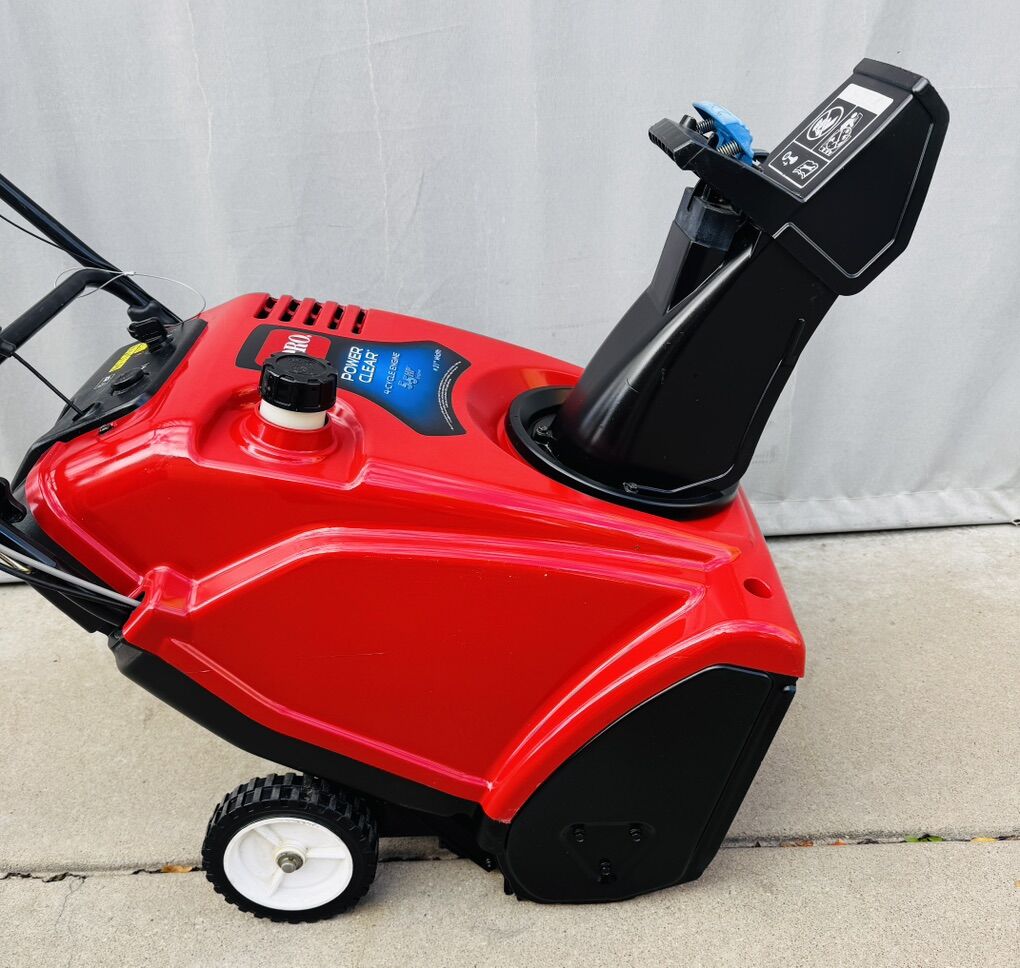 Toro Power Clear Snowthrower, 4 Cycle 21”