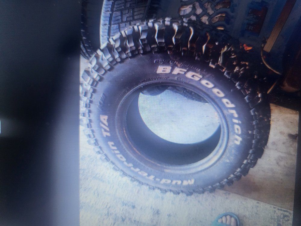 2 BFG NEW ALL TERRIAN   30X 950X15X LT