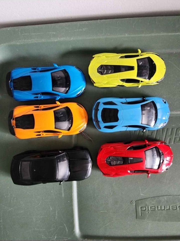 Set of 6 Mixed Die-Cast Toy Cars - Assorted Colors & Models