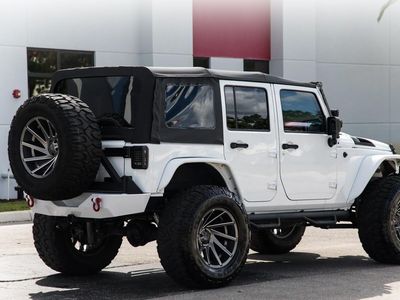 2010–2017 Jeep Wrangler 2-Door Soft Top with Tinted Windows – Open Box