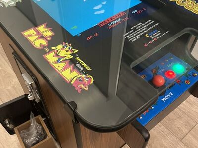 Arcade Icade Arcade Cocktail Table
