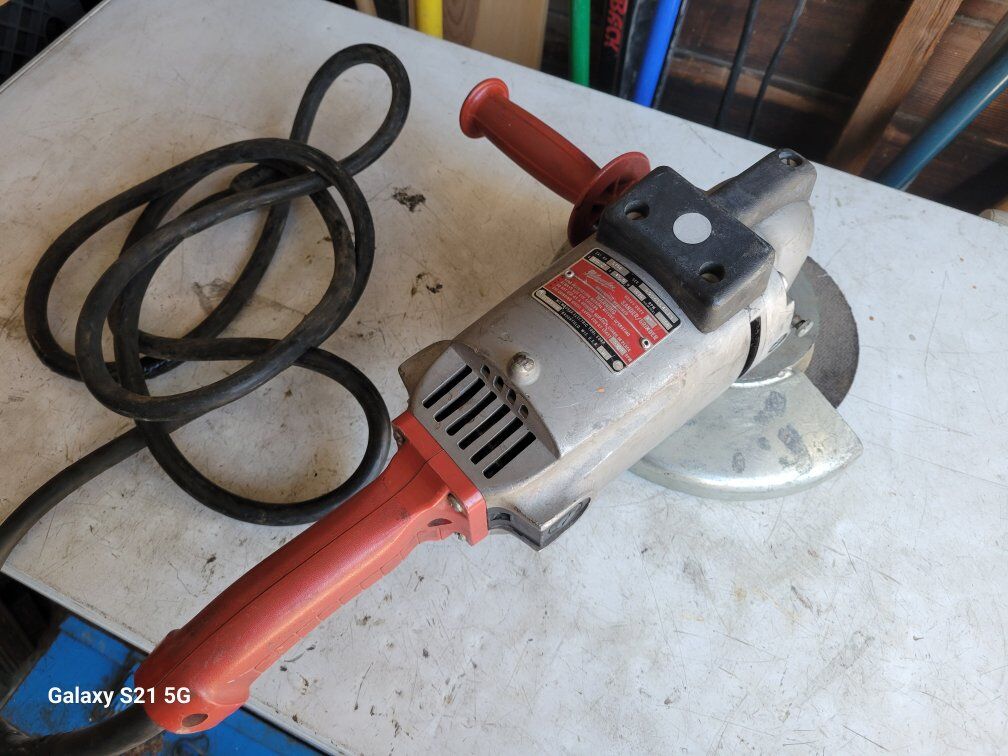 Old Grinder/Sander ~ Milwaukee HD 6108