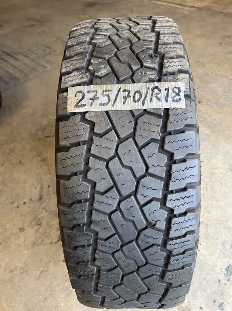Tire 275/70/R18