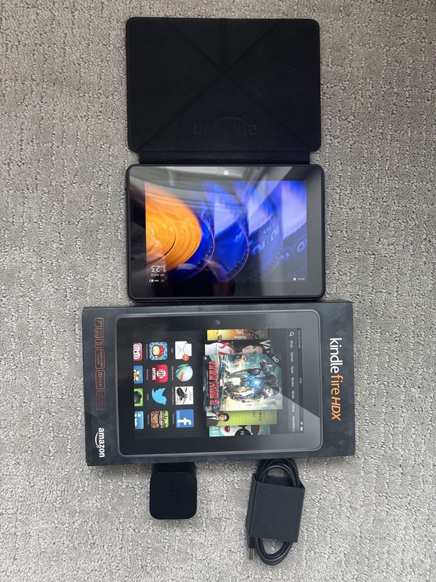 Amazon Kindle Fire HDX 7" Tablet (16GB, Wi-Fi) with Original Box & Case