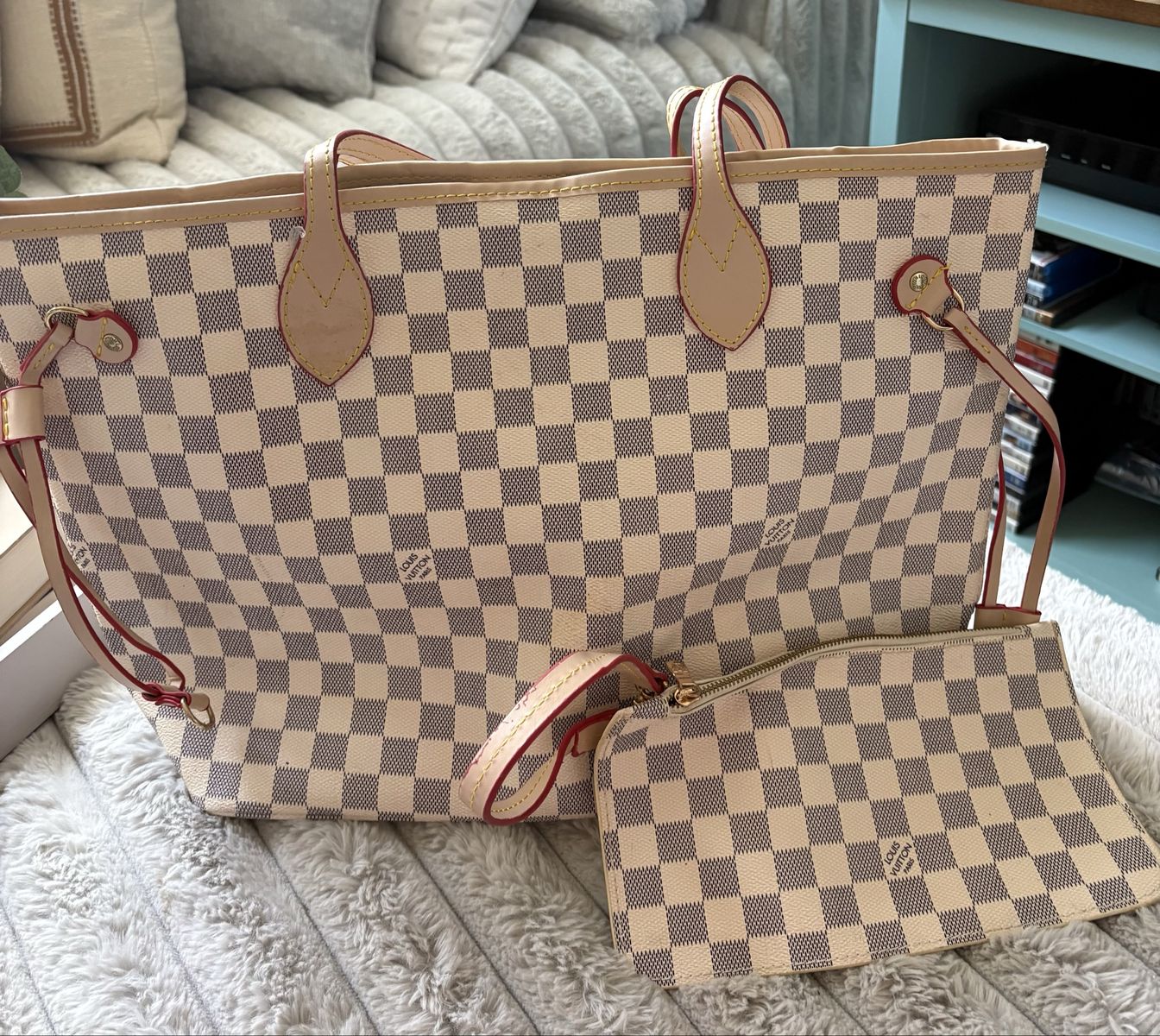 Faux Louis Vuitton
