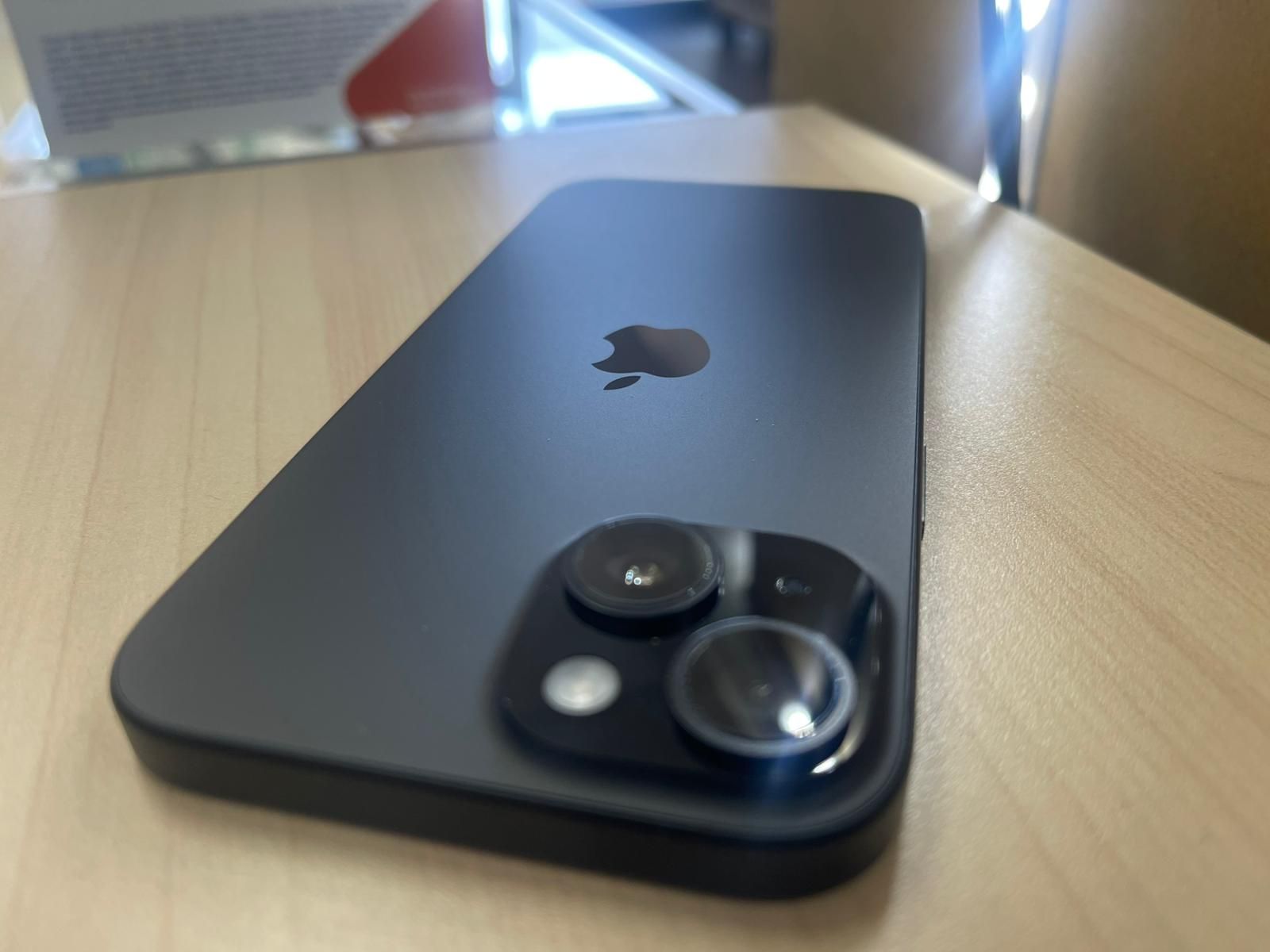 Iphone 15 - 128GB - ONLY TMOBILE
