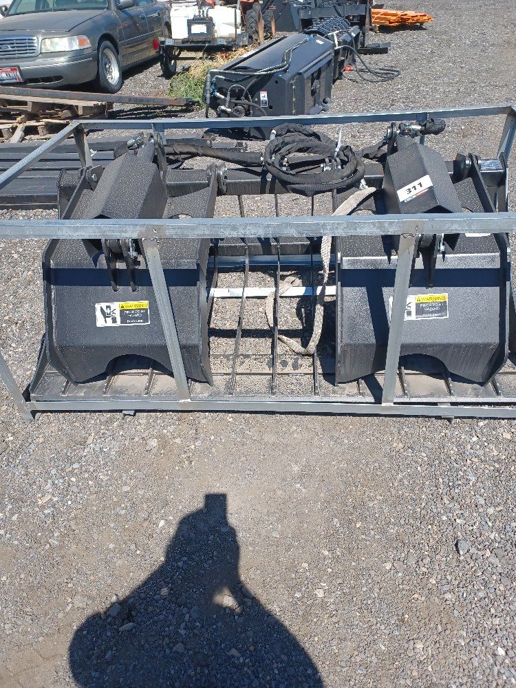 NEW SKID STEER LOG GRAPPLE BUCKET FOR WOOD