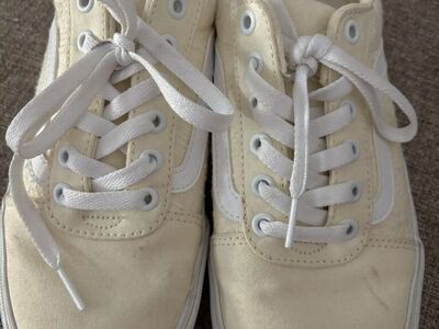 Noce Womens 7.5 Ortho Comfort Cream Shoes