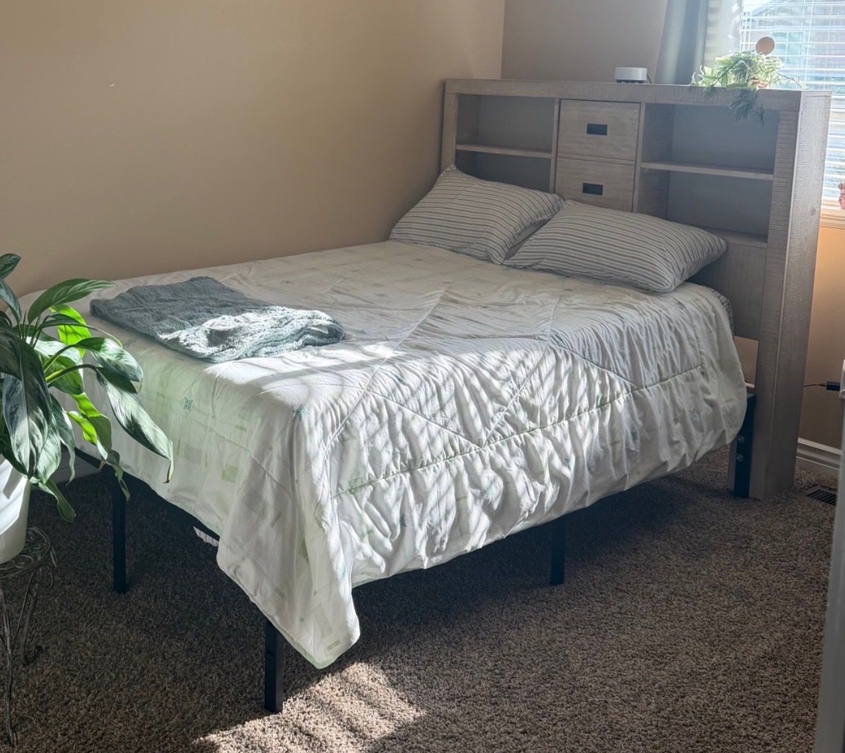 Full size headboard and frame