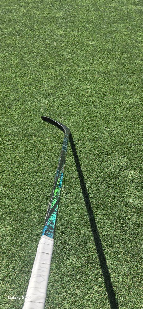 used Bauer Twitch Hockey Stick – Junior 50 Flex 120 right hand