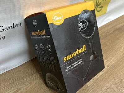 Blue Snowball USB Condenser Microphone – Black (Open Box, Unused)