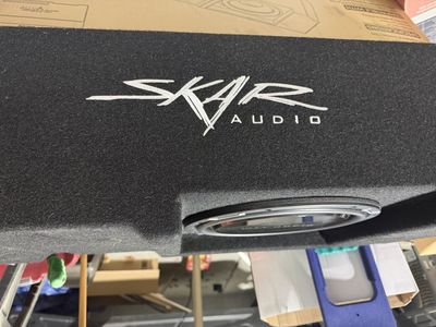 2014-2026 Silverado 12” Sub Skar Audio VD-12 D2 12" 500W & AudioControl LC2i Pro Line Output Converter.