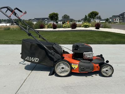 Husqvarna HU 725AWDH lawn mower