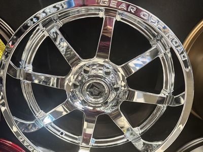 Brand new set Gear Off Road F1445 20x10 Chrome 6x139.7 -24mm Offset chrome.
