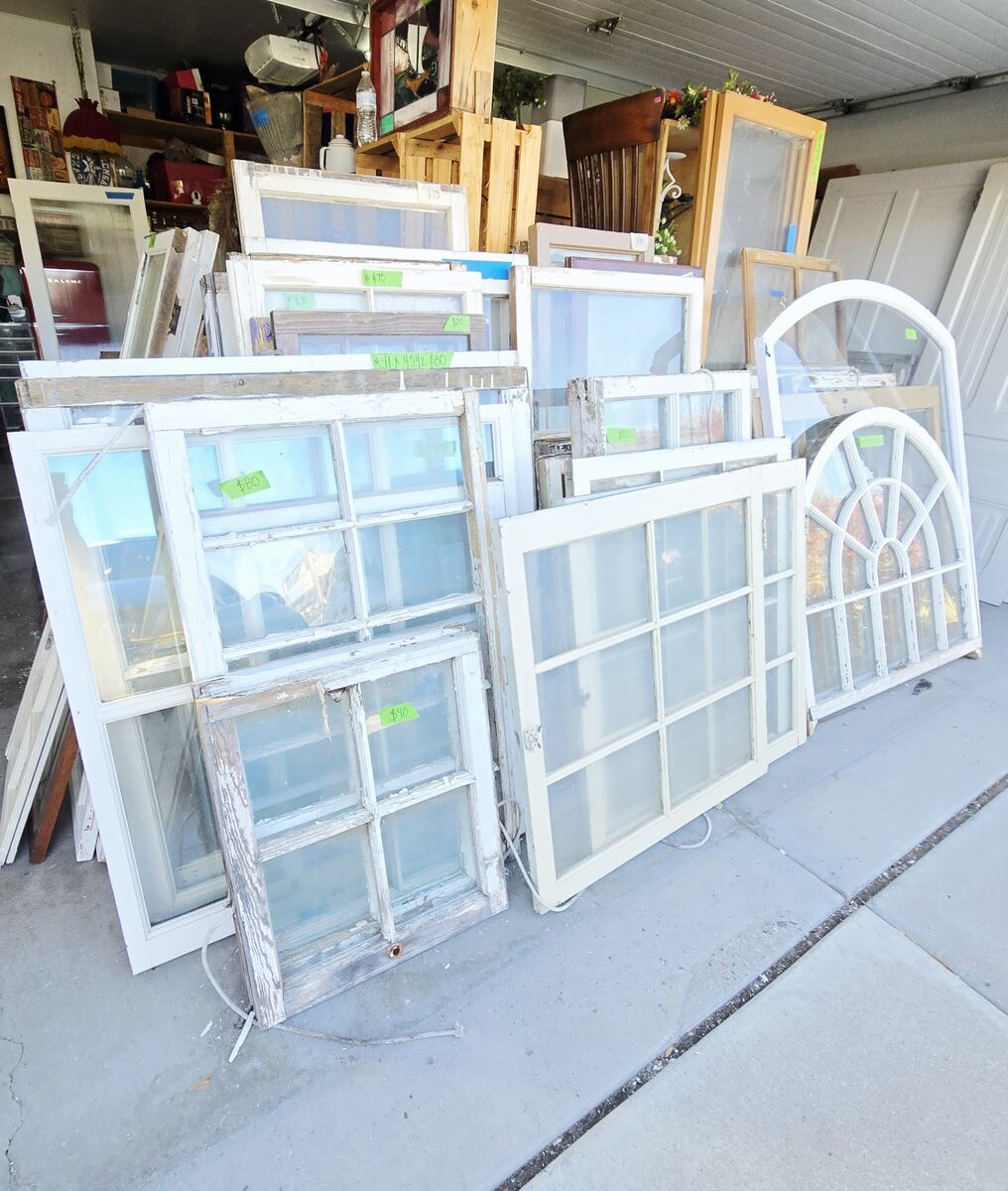 OLD WOOD WINDOWS. Pricing in ad.