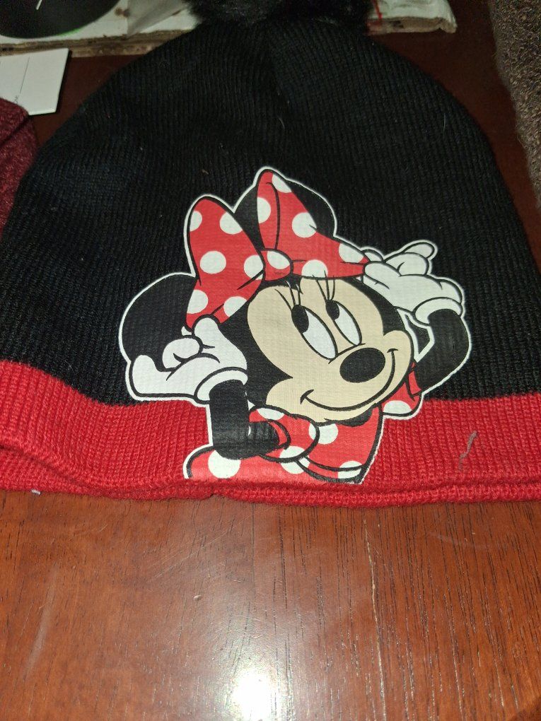 Disney Minnie Mouse Adult Beanie with Pom-Pom - Black and Red