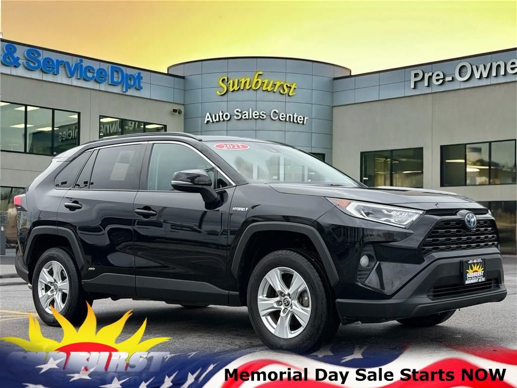 2021 Toyota RAV4 Hybrid XLE