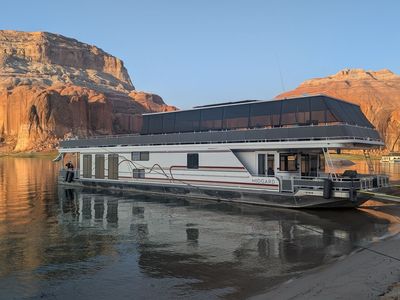 MIDGARD - 2002 17' X 78' Sumerset. Great opportunity! MAKE AN OFFER