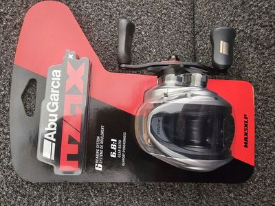 Abu Garcia maxx baitcast fishing reel