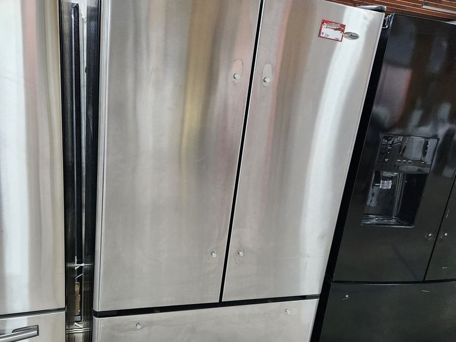 Main image 1